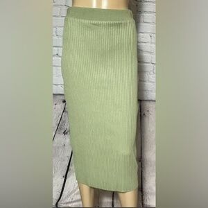 Zara Sage green Ribbed Knit midi skirt